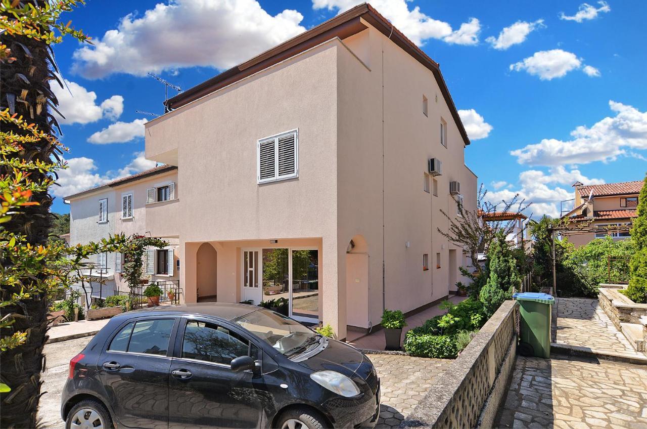 Apartments Milka 2074 Poreč Exterior foto