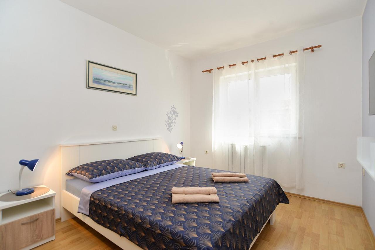 Apartments Milka 2074 Poreč Exterior foto